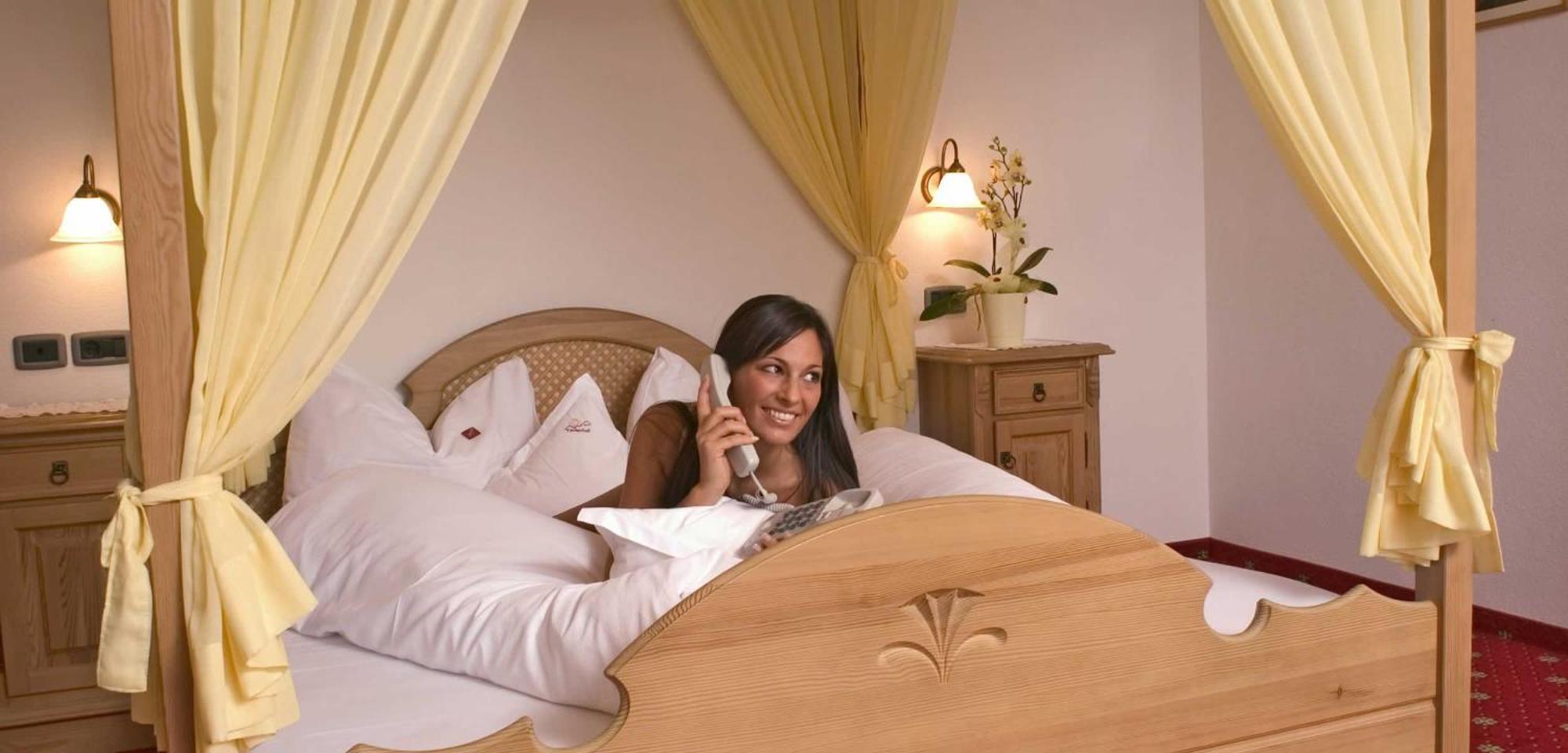Hotel Tonnerhof Racines Esterno foto