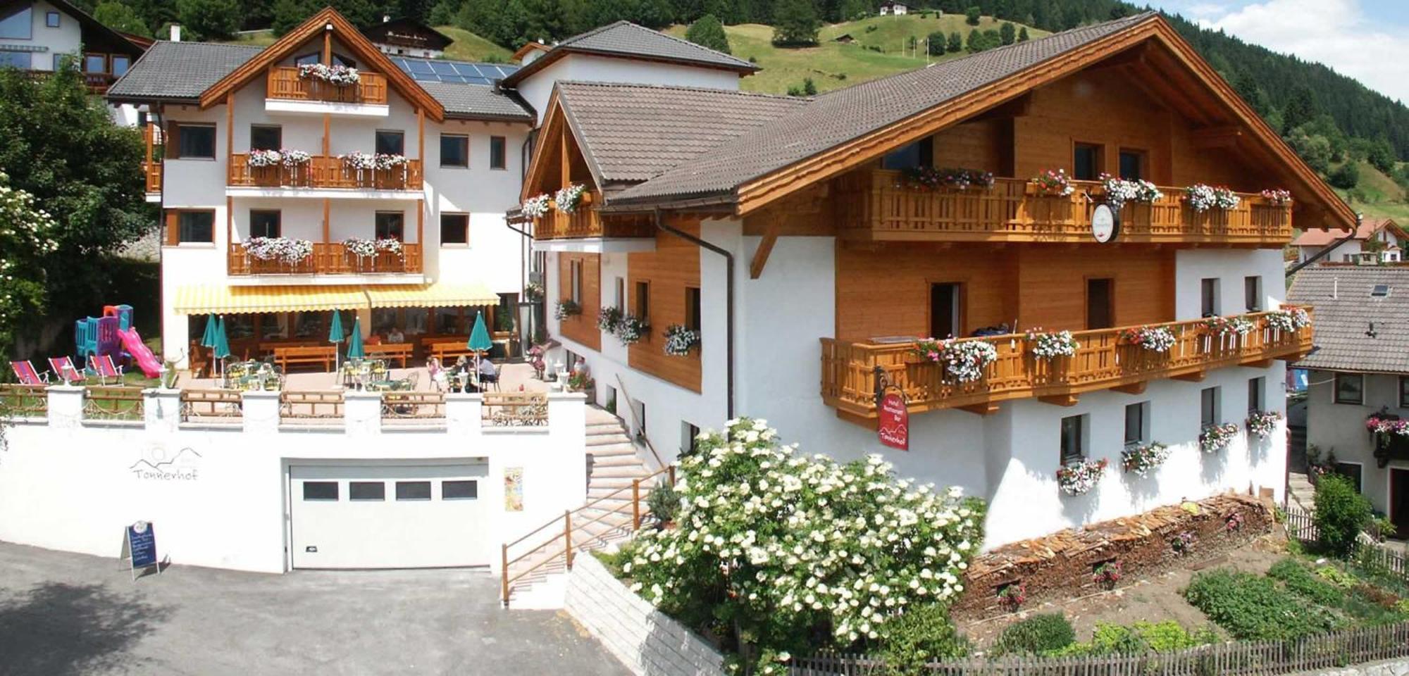 Hotel Tonnerhof Racines Esterno foto